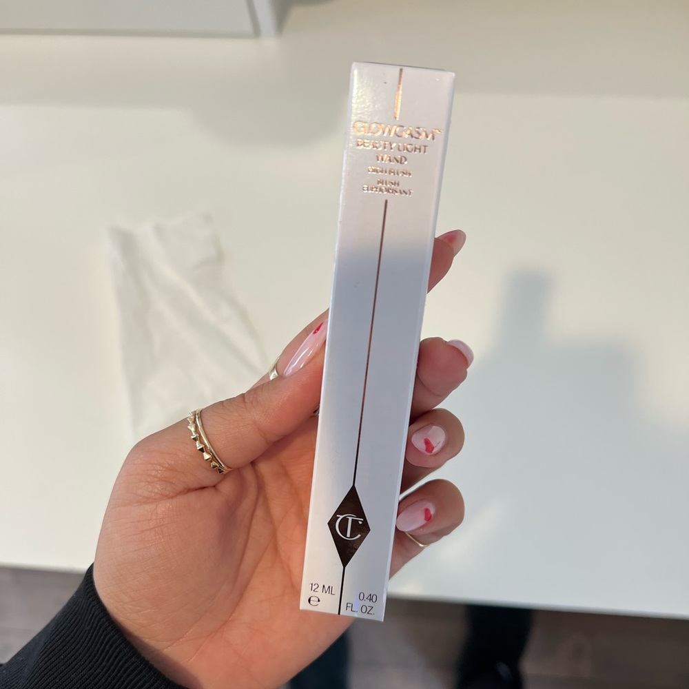 Charlotte Tilbury beauty light wand Pinkgasm
